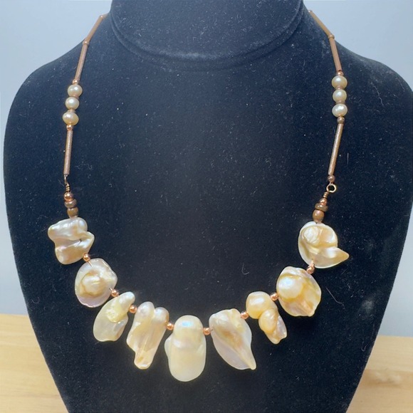 Jewelry - Artisan Keshi Pearl Statement Necklace Iridescent Copper Tone Toggle Clasp 18in
